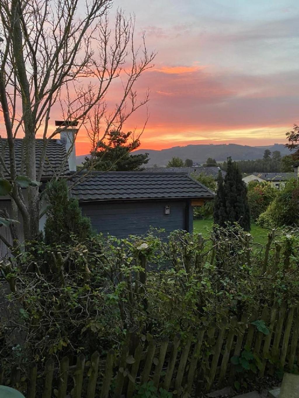 Ferienhaus Glueckspilz Beim Hennesee Meschede Zewnętrze zdjęcie